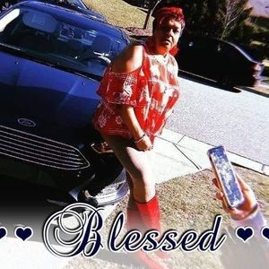 Meet your Posher, Janet